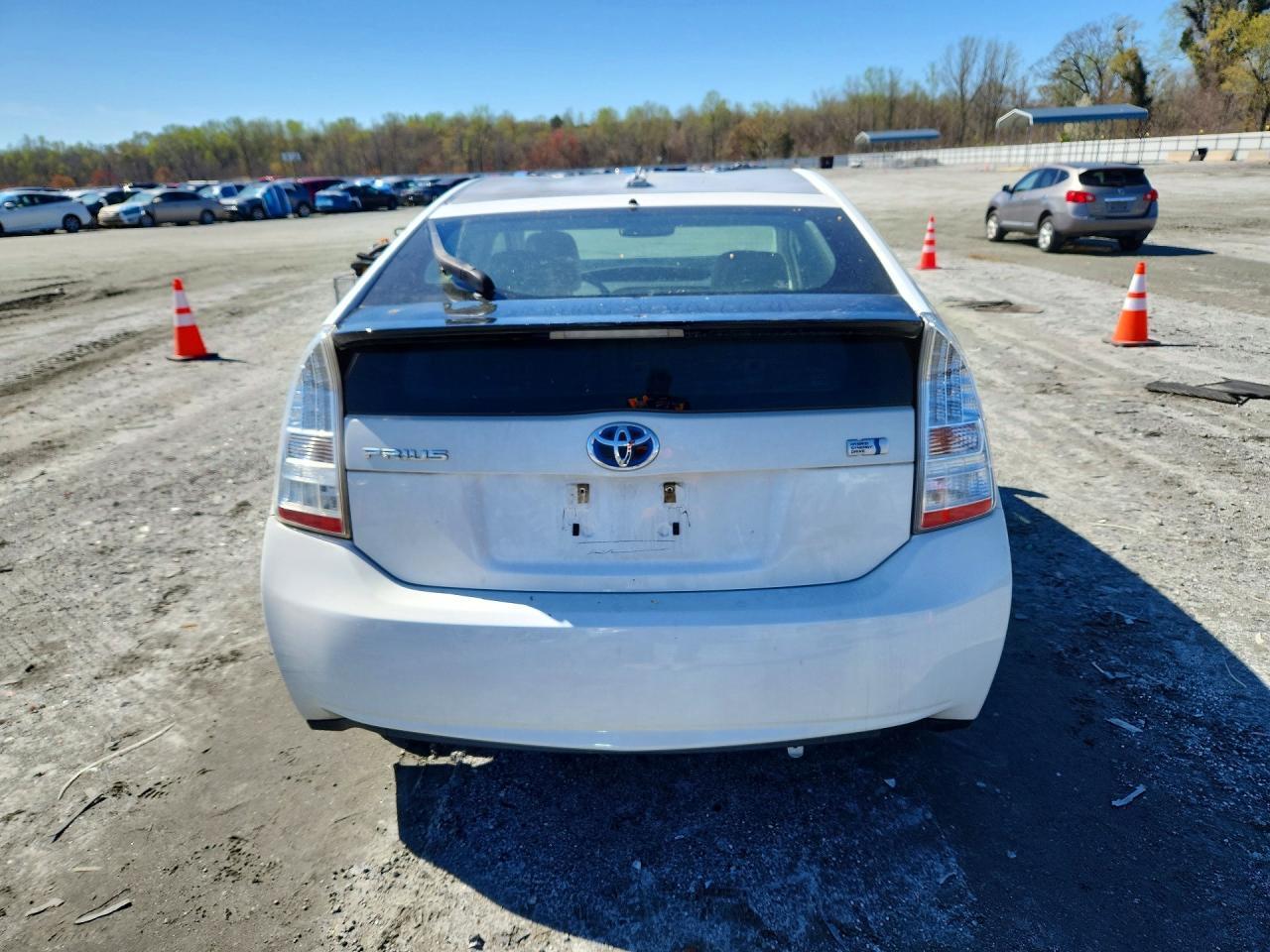 2011 Toyota Prius Four - Фото 6