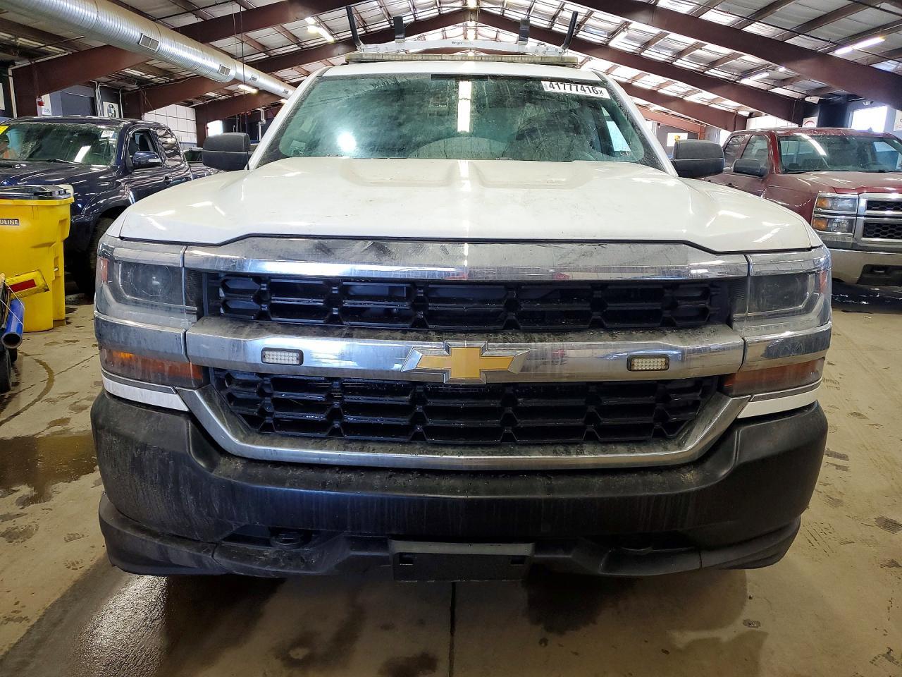 2016 Chevrolet Silverado K1500 - Фото 5