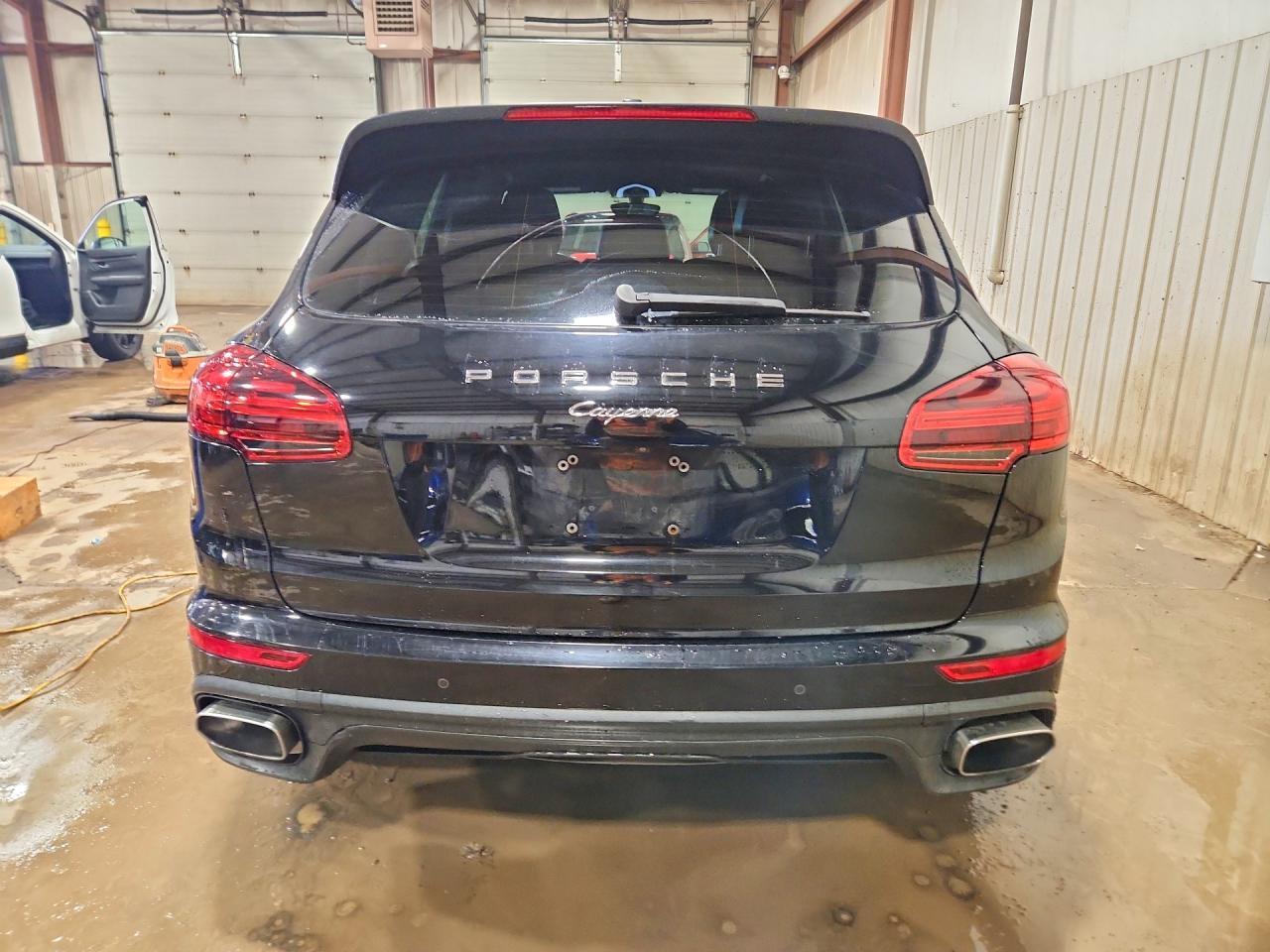 2016 Porsche Cayenne - Фото 6
