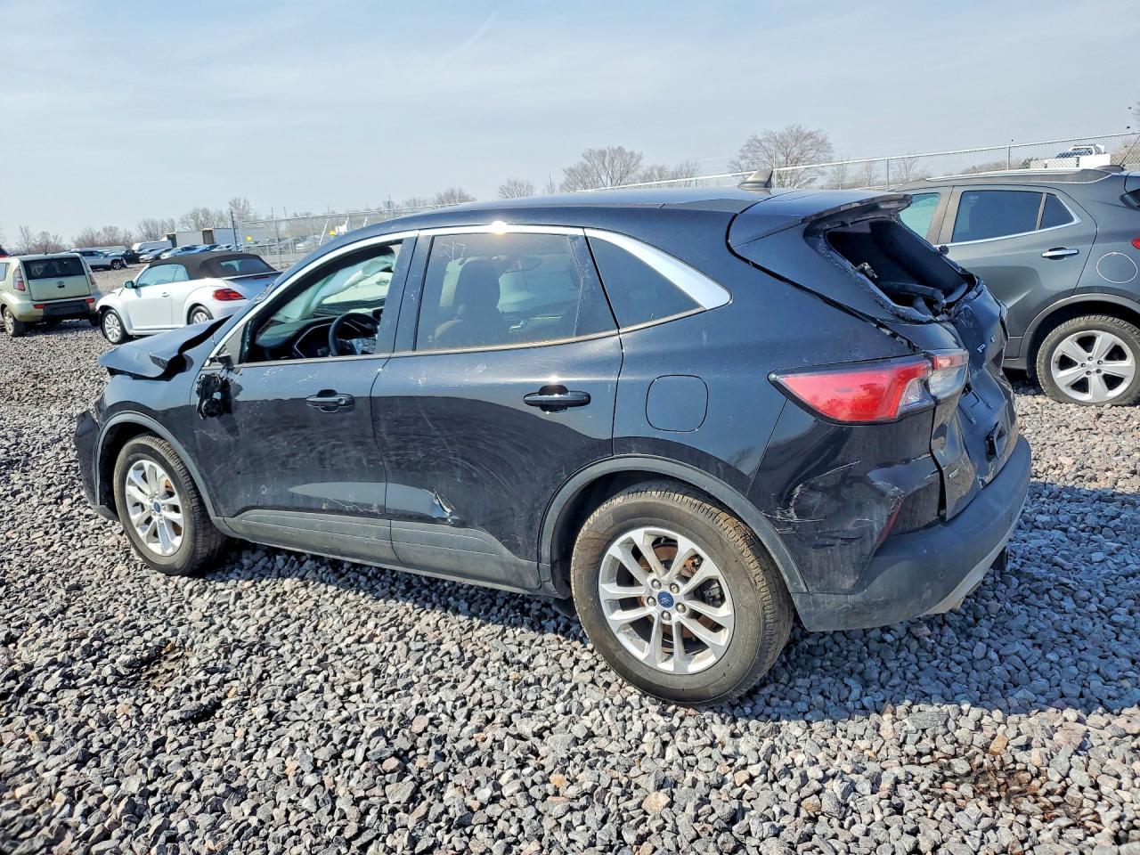 2020 Ford Escape Se - Фото 2