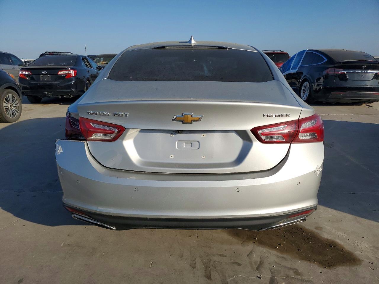 2020 Chevrolet Malibu Premier - Фото 6