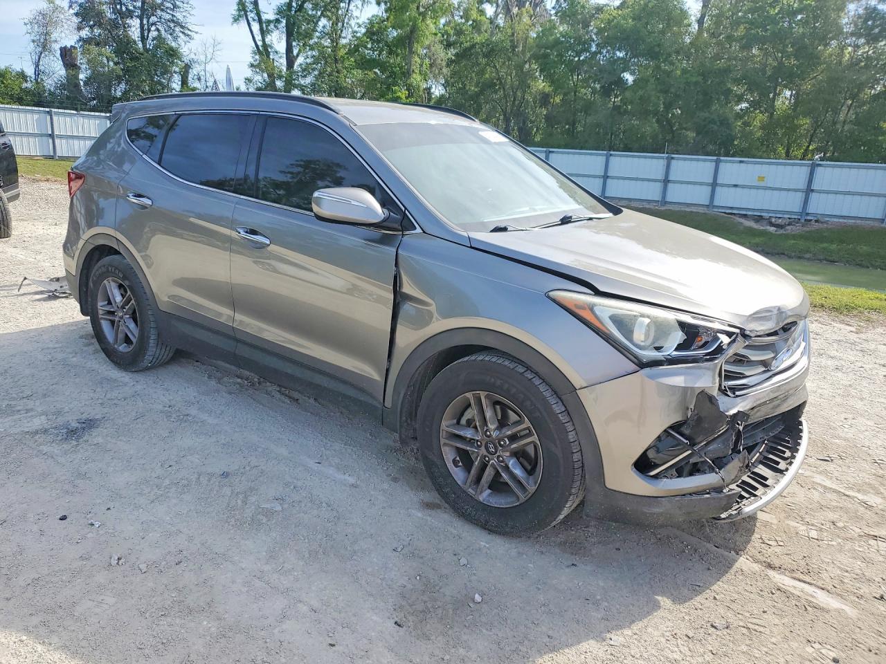 2017 Hyundai Santa Fe Sport 2.4L - Image 4