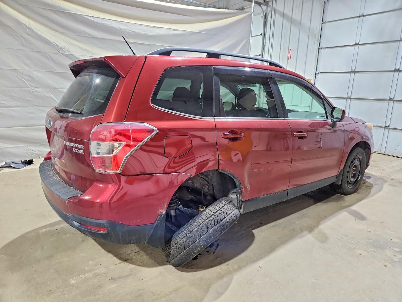 2015 Subaru Forester - Фото 3