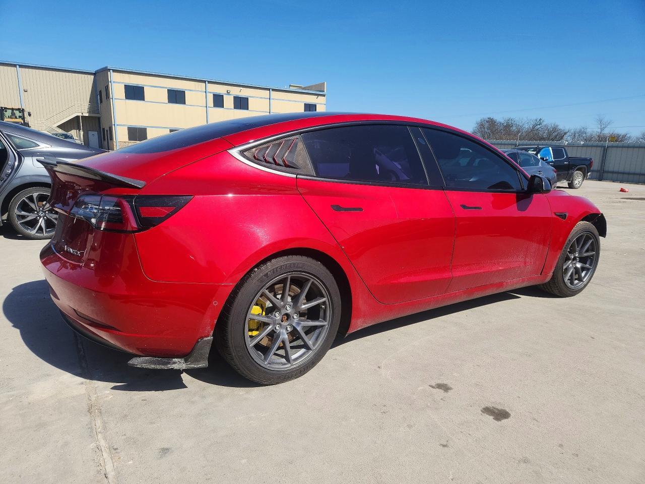 2021 Tesla Model 3 - Фото 3