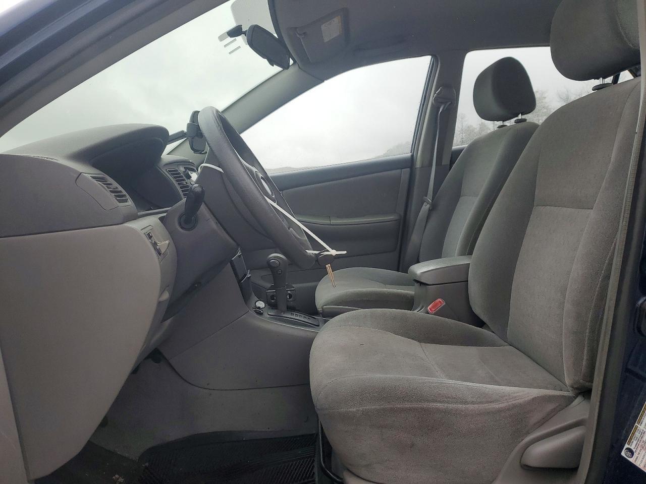 2004 Toyota Corolla Ce - Фото 7