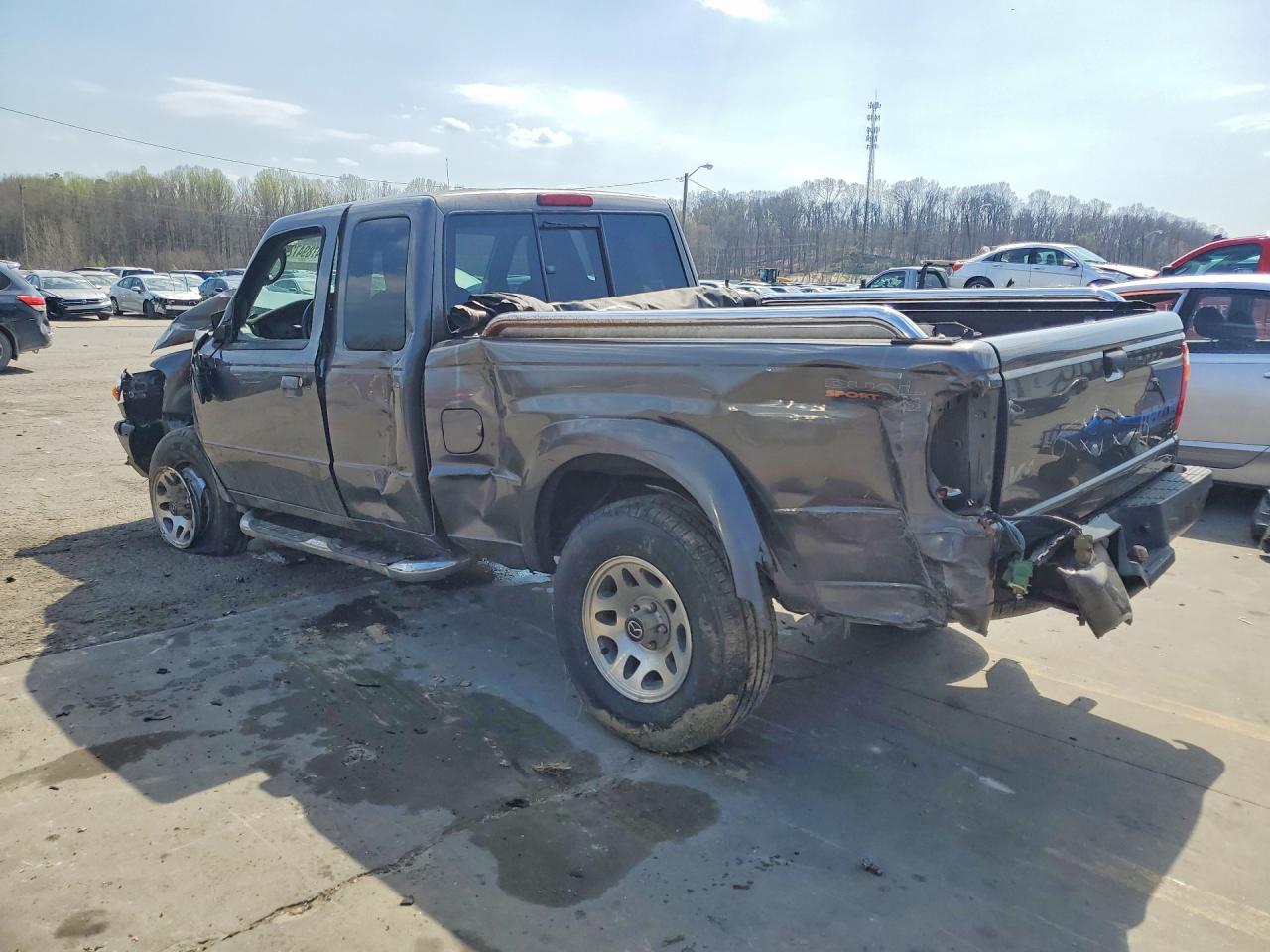 2005 Mazda B3000 Cab Plus - Фото 2