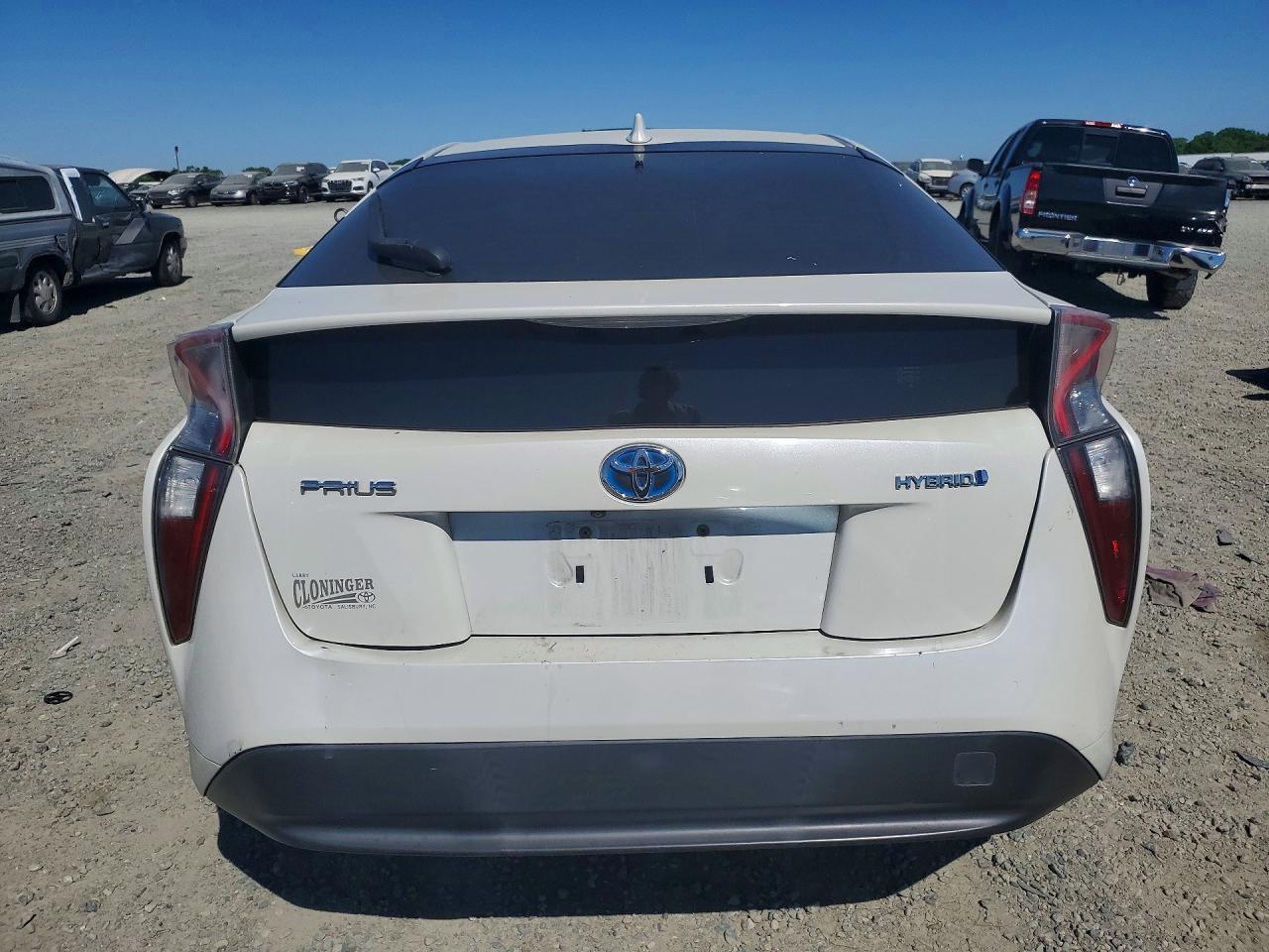 2016 Toyota Prius Two - Image 6