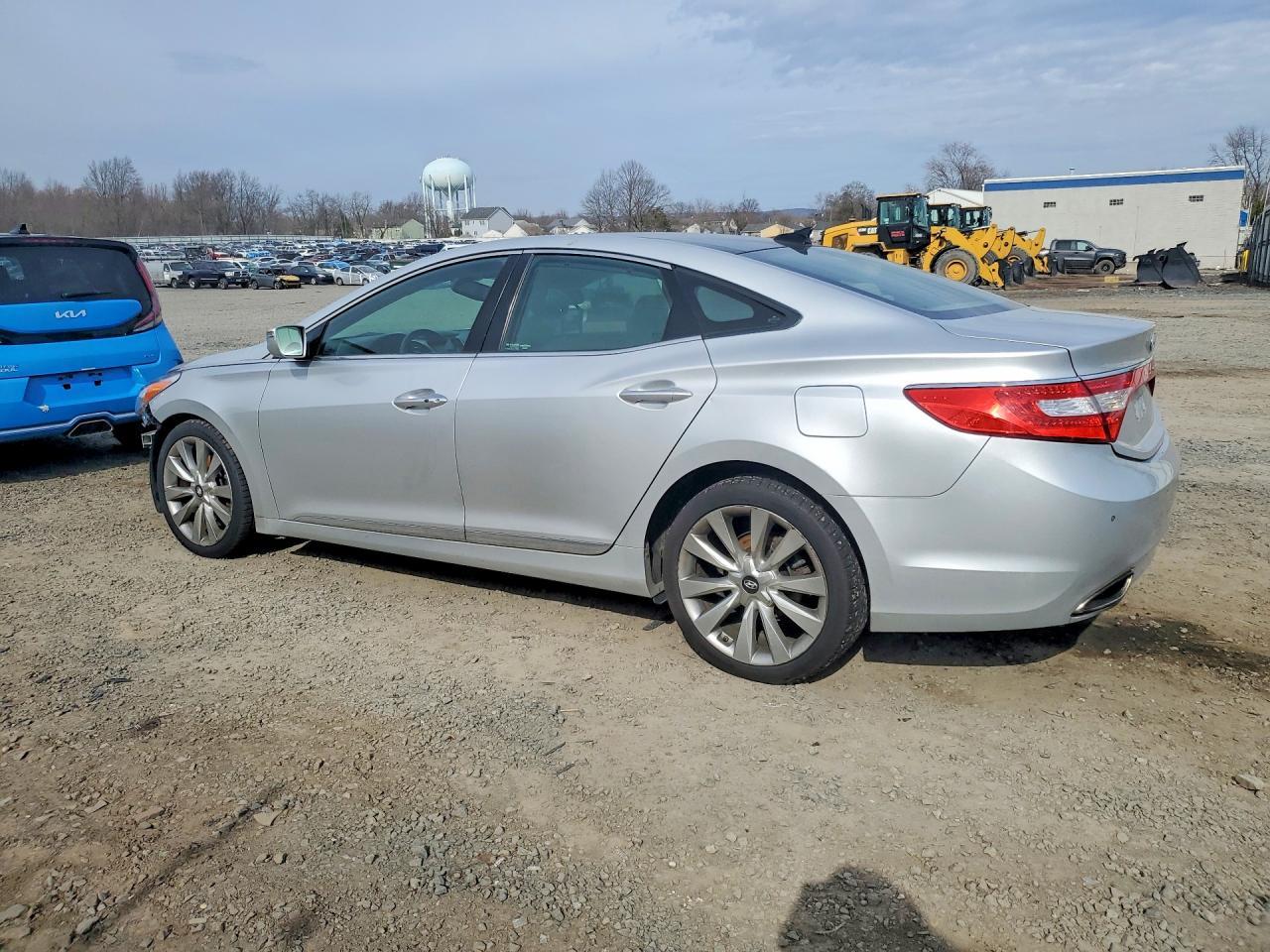 2013 Hyundai Azera Base - Фото 2