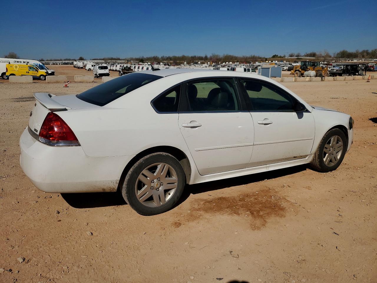 2011 Chevrolet Impala - Фото 3