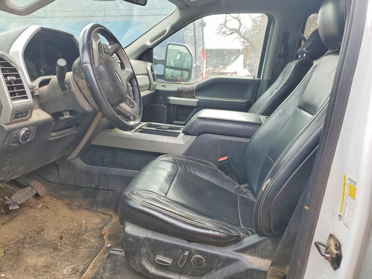 2018 Ford F350 Super Duty - Фото 7