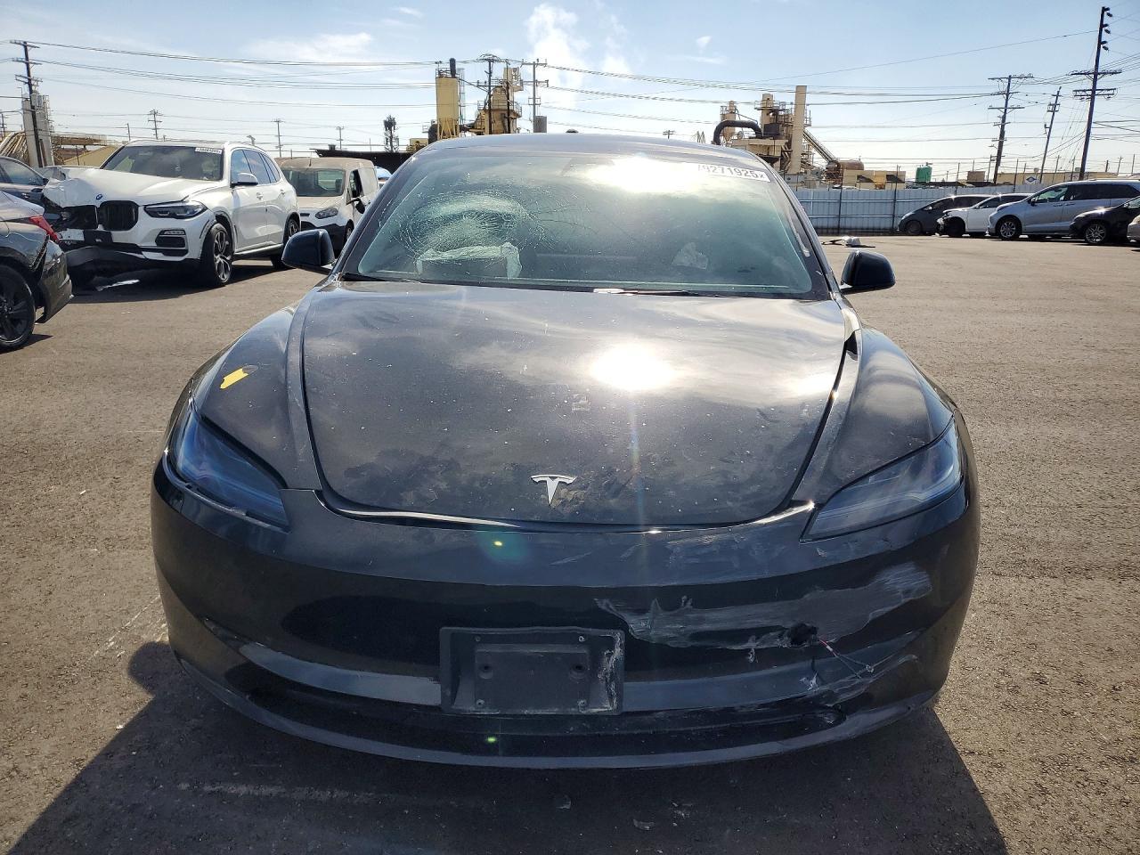 2024 Tesla Model 3 - Фото 5