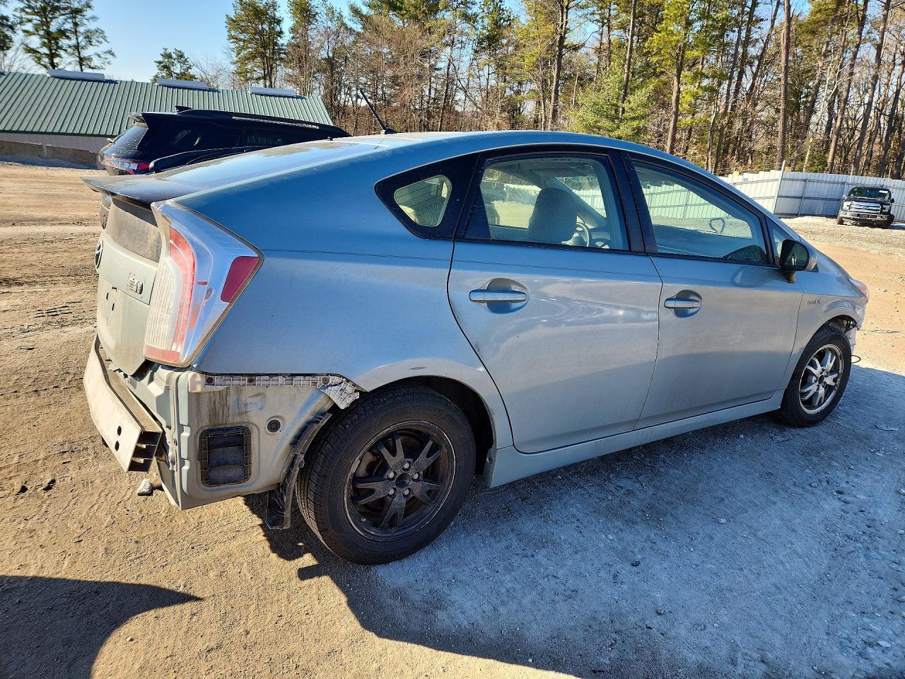 2014 Toyota Prius Two - Image 3