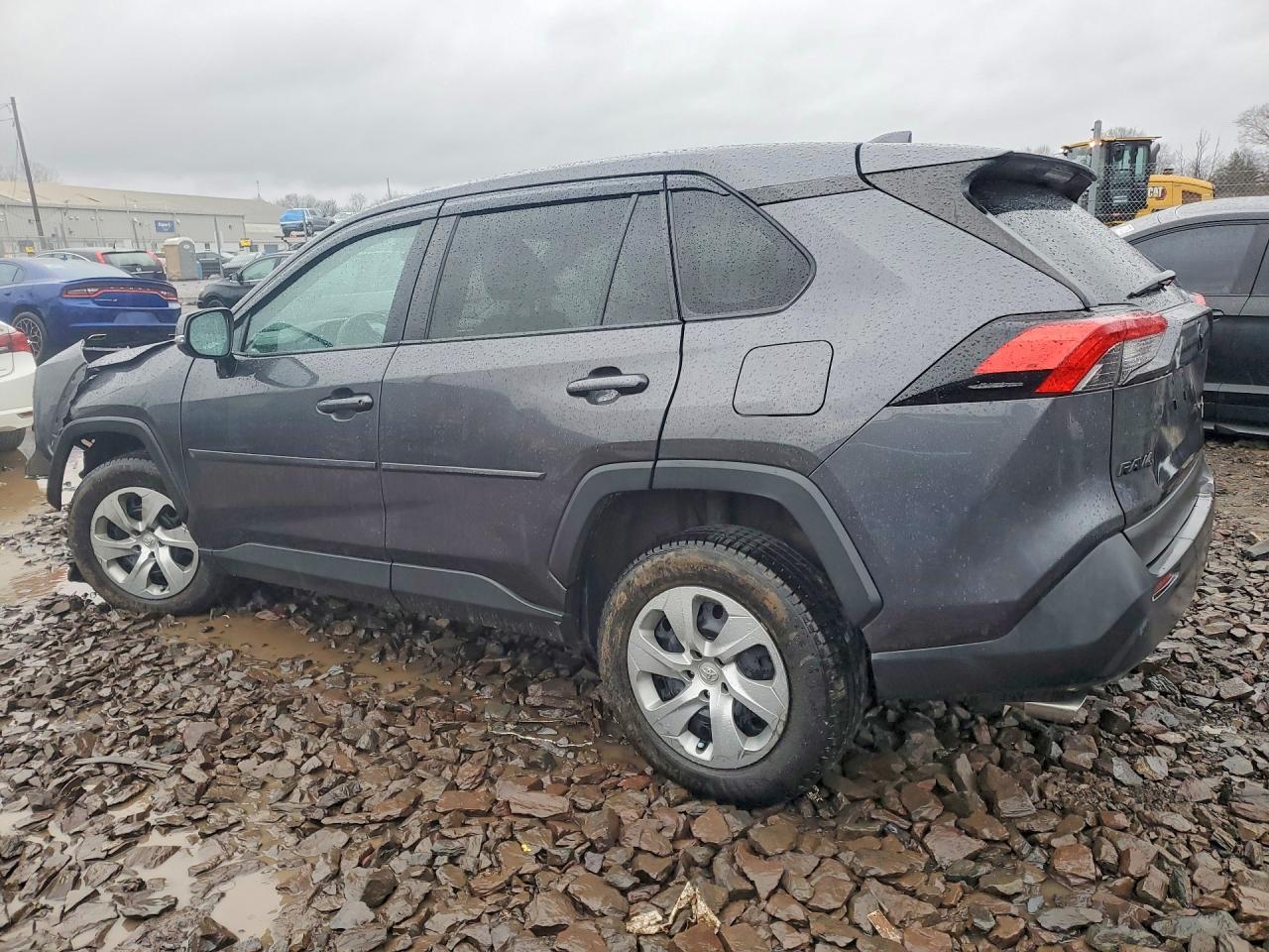 2022 Toyota Rav4 Le - Фото 2