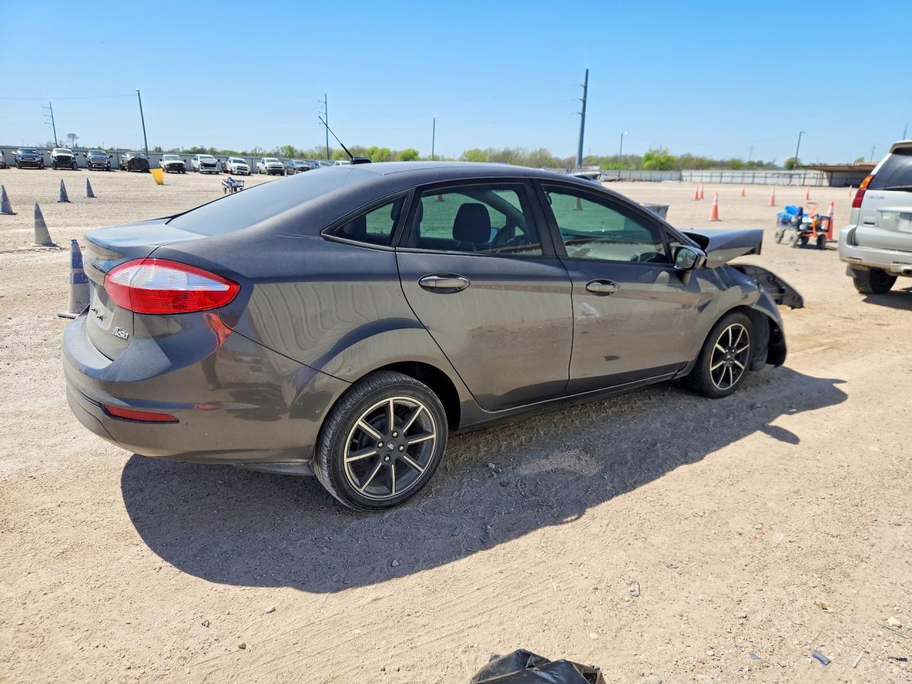 2019 Ford Fiesta - Image 3