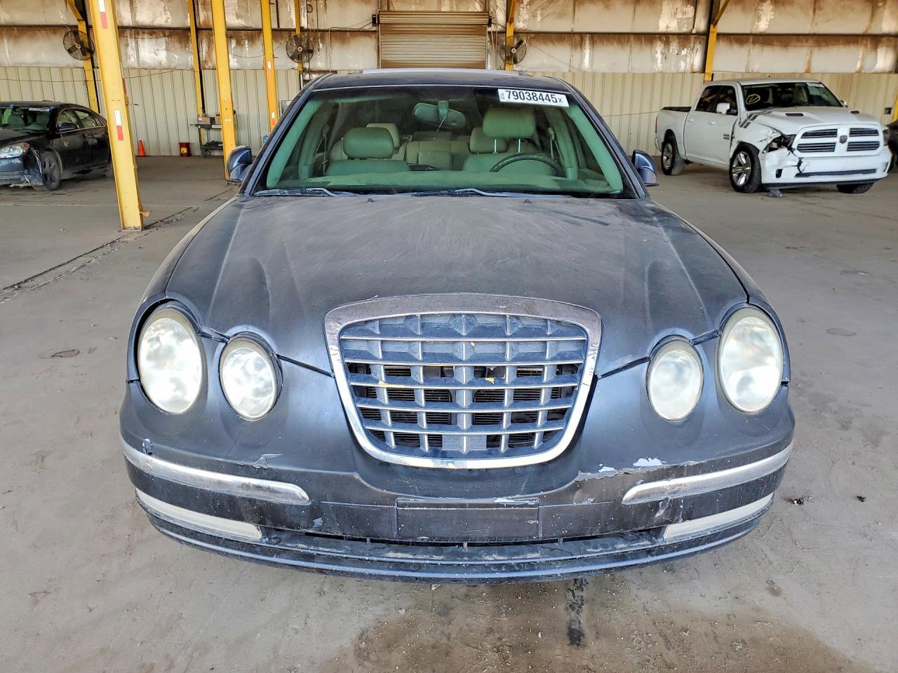 2004 Kia Amanti Base - Фото 5