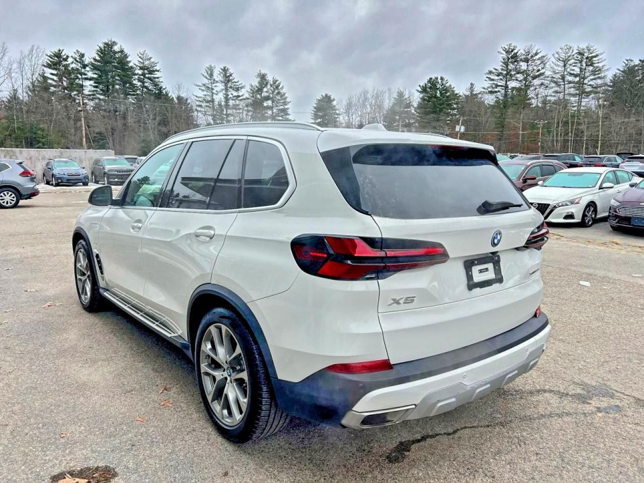 2025 BMW X5 xDrive50E - Фото 3