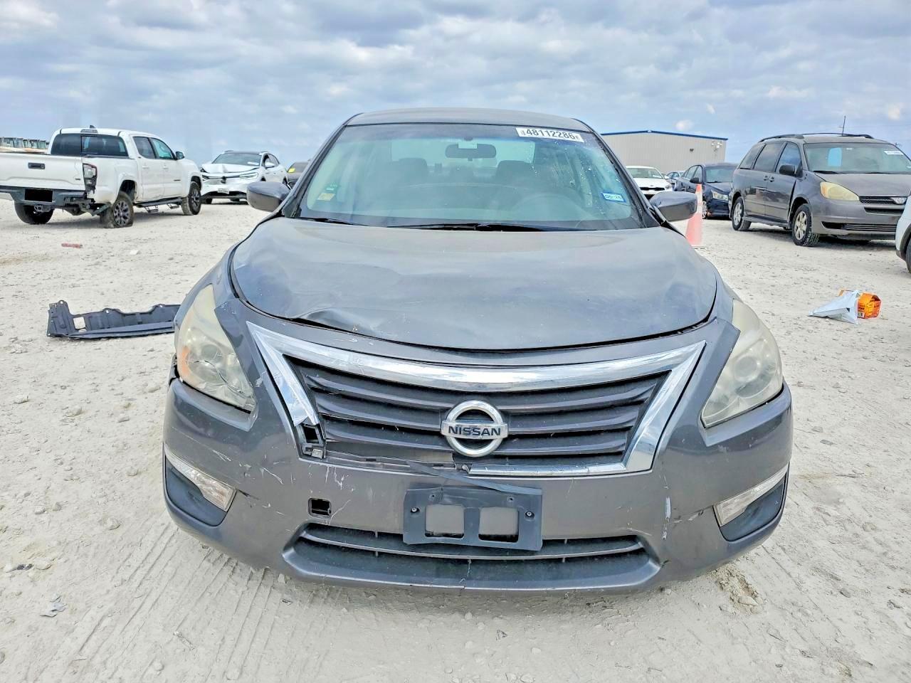 2014 Nissan Altima 2.5 S - Фото 5