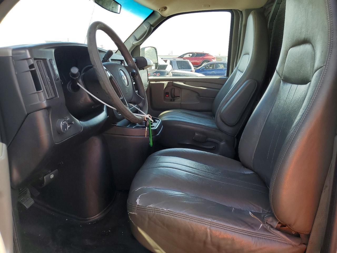 2014 Chevrolet Express G1500 Utility / Service Van - Фото 7