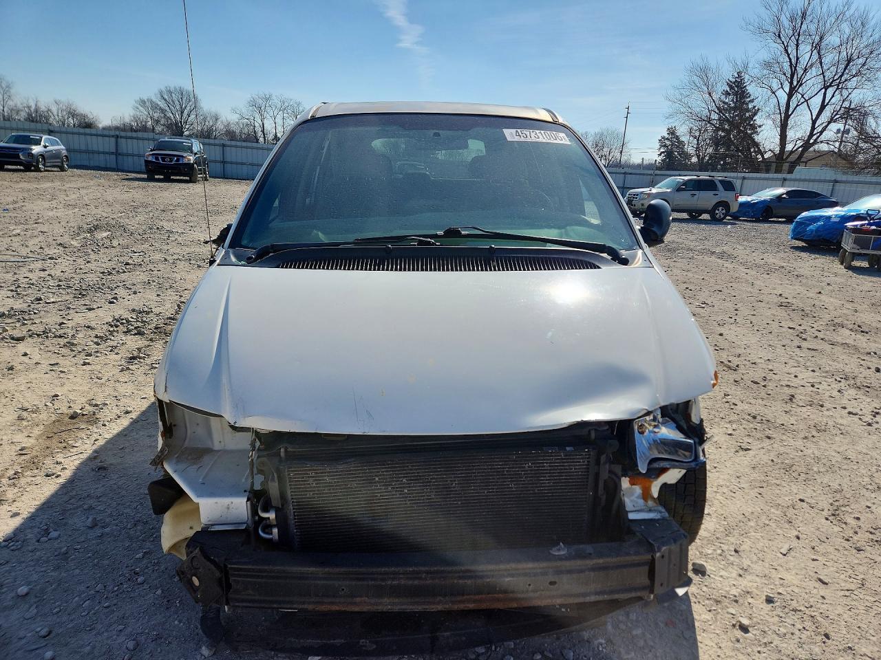 2003 Chrysler Town & Country Lx - Image 5