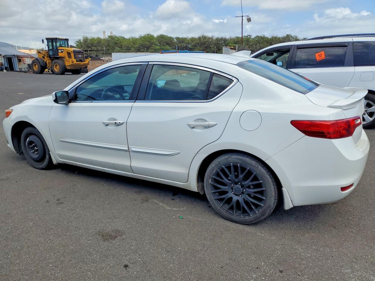 2013 Acura Ilx 20 Tech - Фото 2