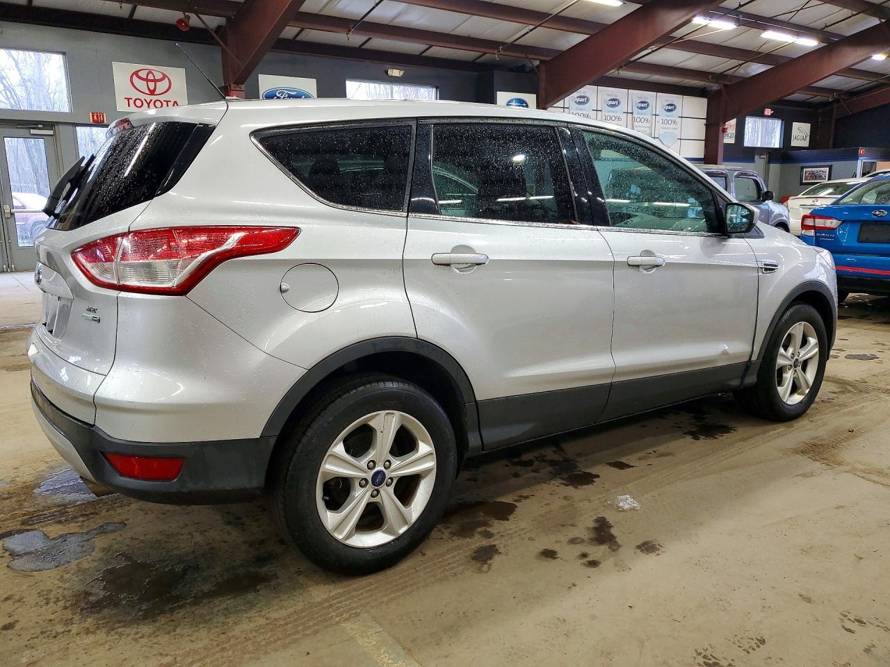 2016 Ford Escape Se - Image 3