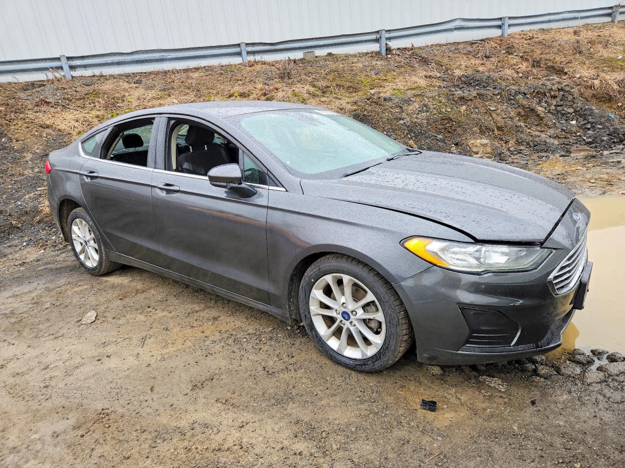 2019 Ford Fusion Se - Фото 4