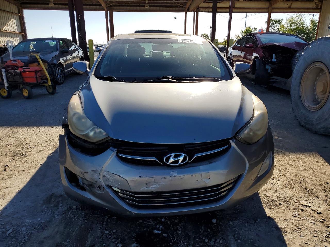 2012 Hyundai Elantra Limited - Image 5