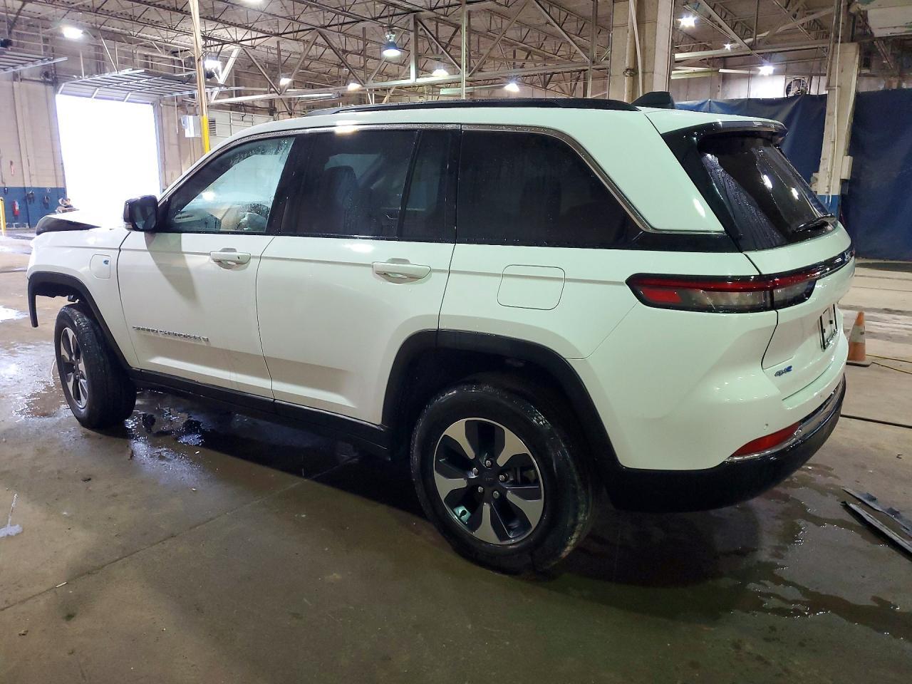 2025 Jeep Grand Cherokee 4Xe - Фото 2