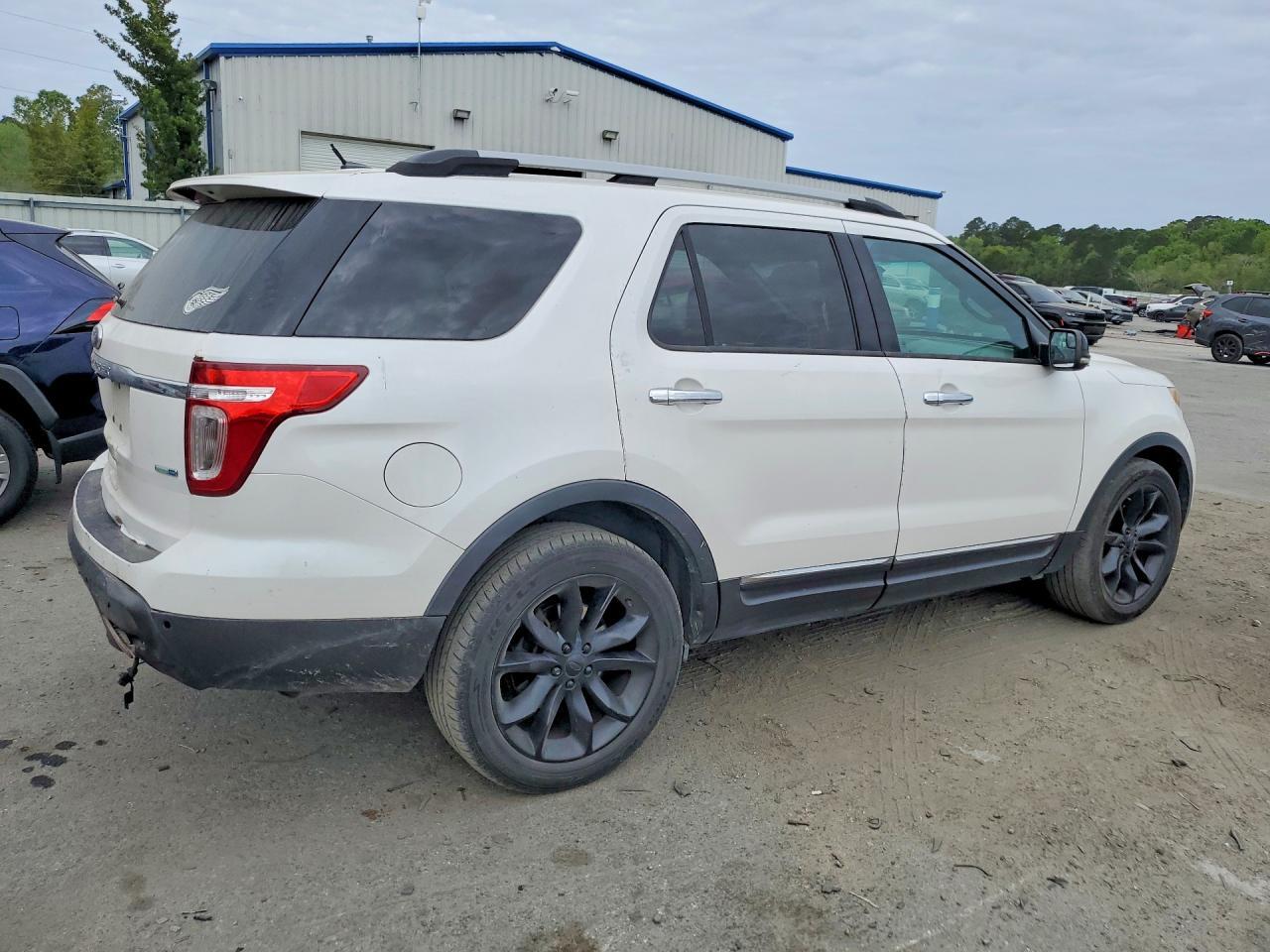 2013 Ford Explorer Xlt - Image 3
