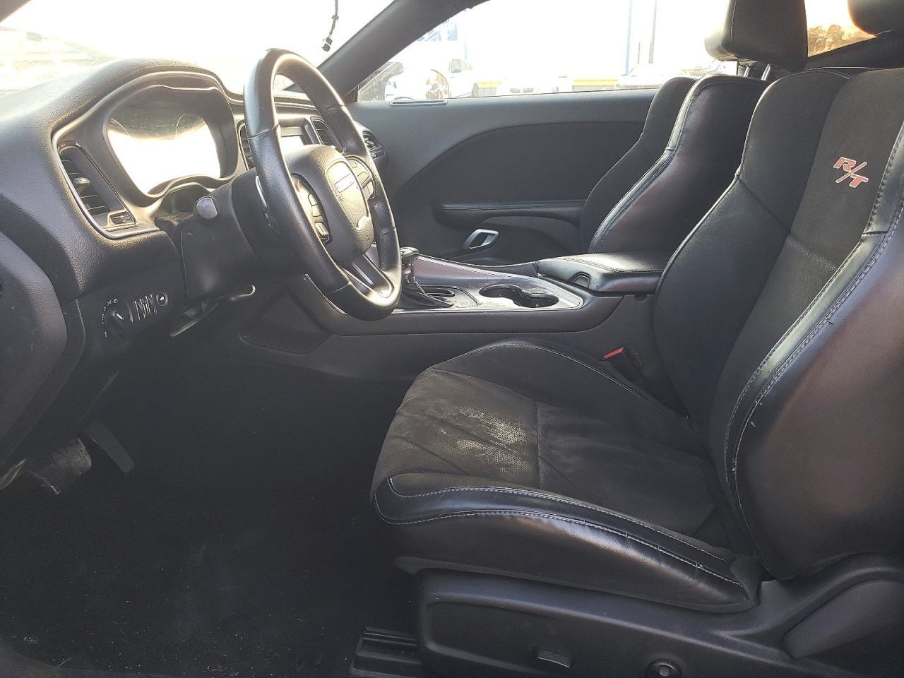 2018 Dodge Challenger Sxt - Image 7