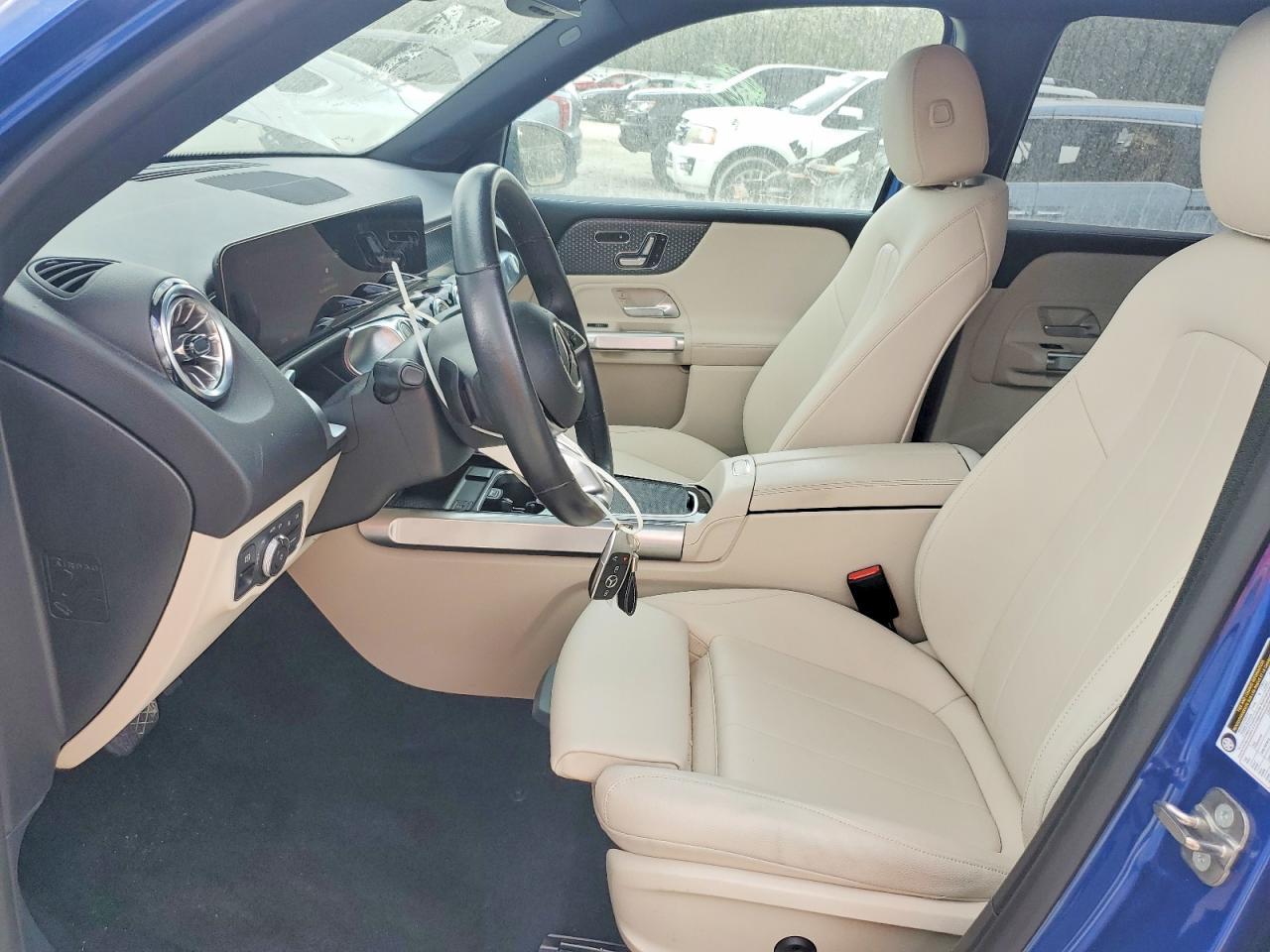 2024 Mercedes-Benz Glb 250 - Фото 7