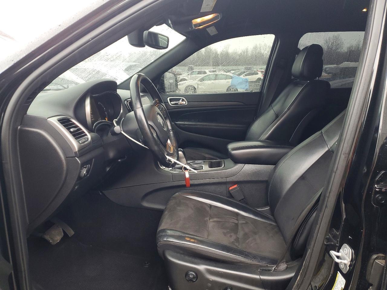 2019 Jeep Grand Cherokee Laredo - Image 7
