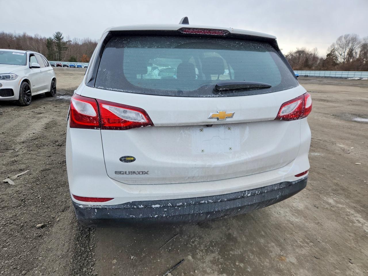 2021 Chev Equinox - Image 6