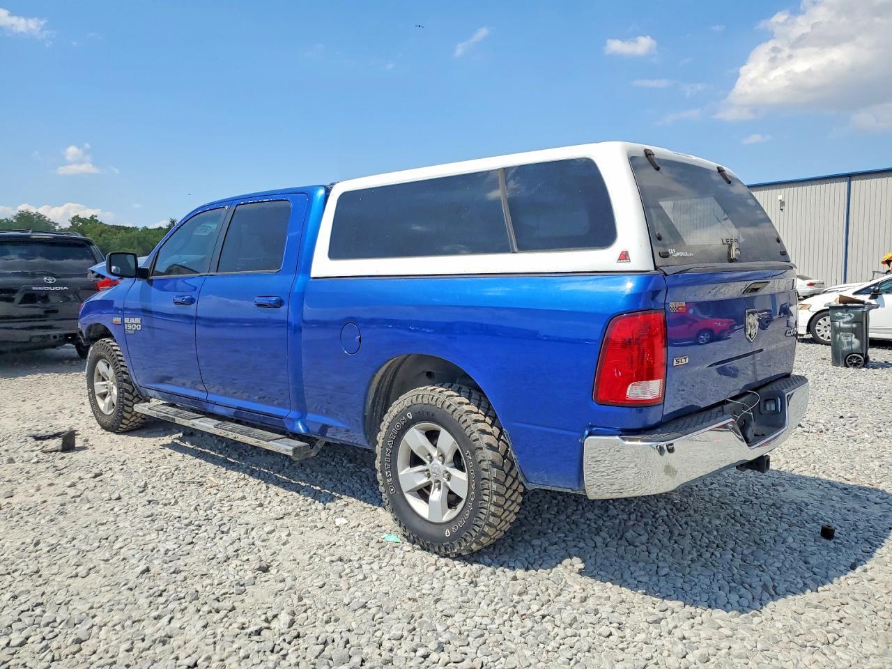 2019 Ram 1500 Classic Slt - Image 2