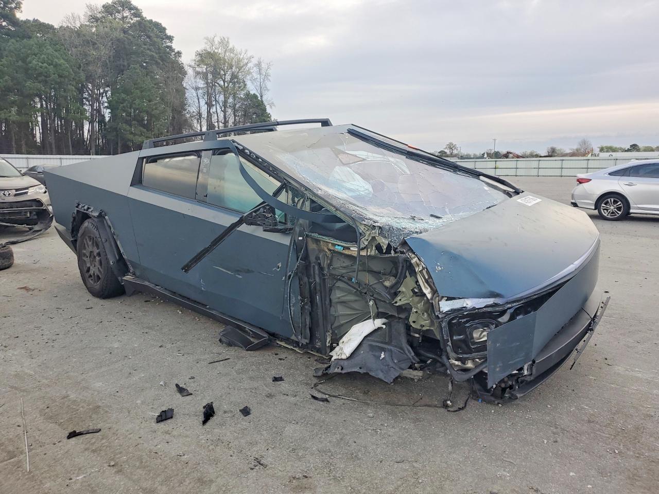 2024 Tesla Cybertruck - Фото 4