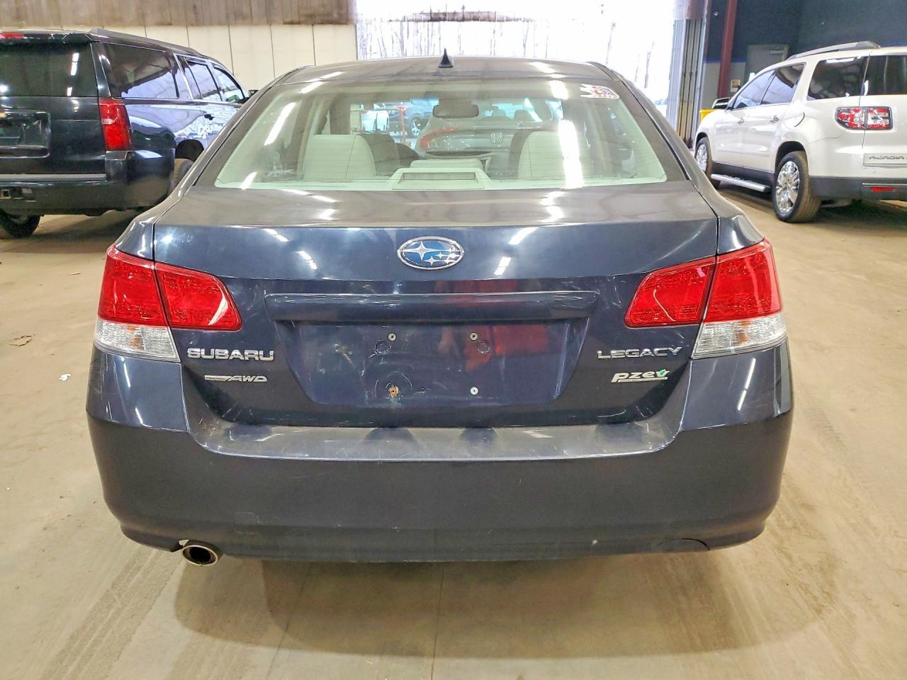 2012 Subaru Legacy 2.5I Limited - Image 6