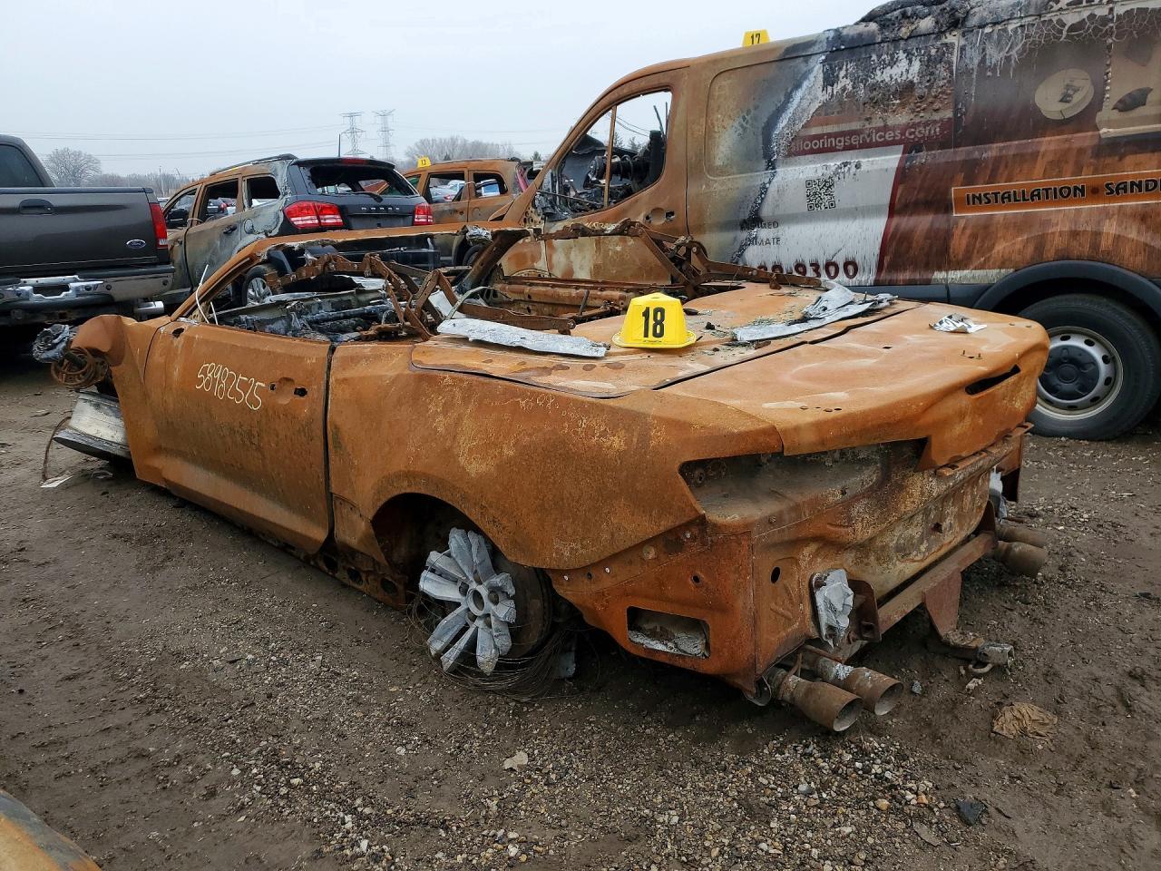 2018 Chevrolet Camaro Ss - Image 2