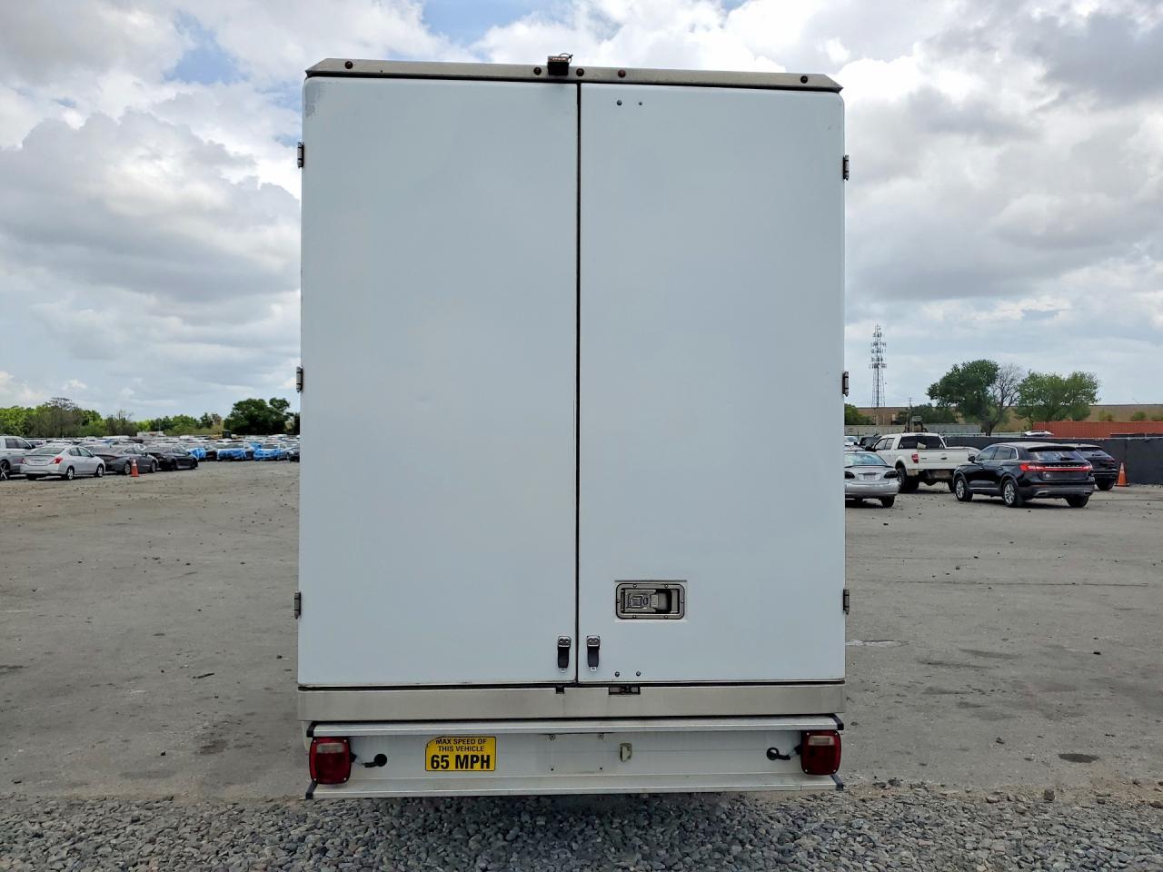 2021 Ford Transit Delivery Truck - Image 6