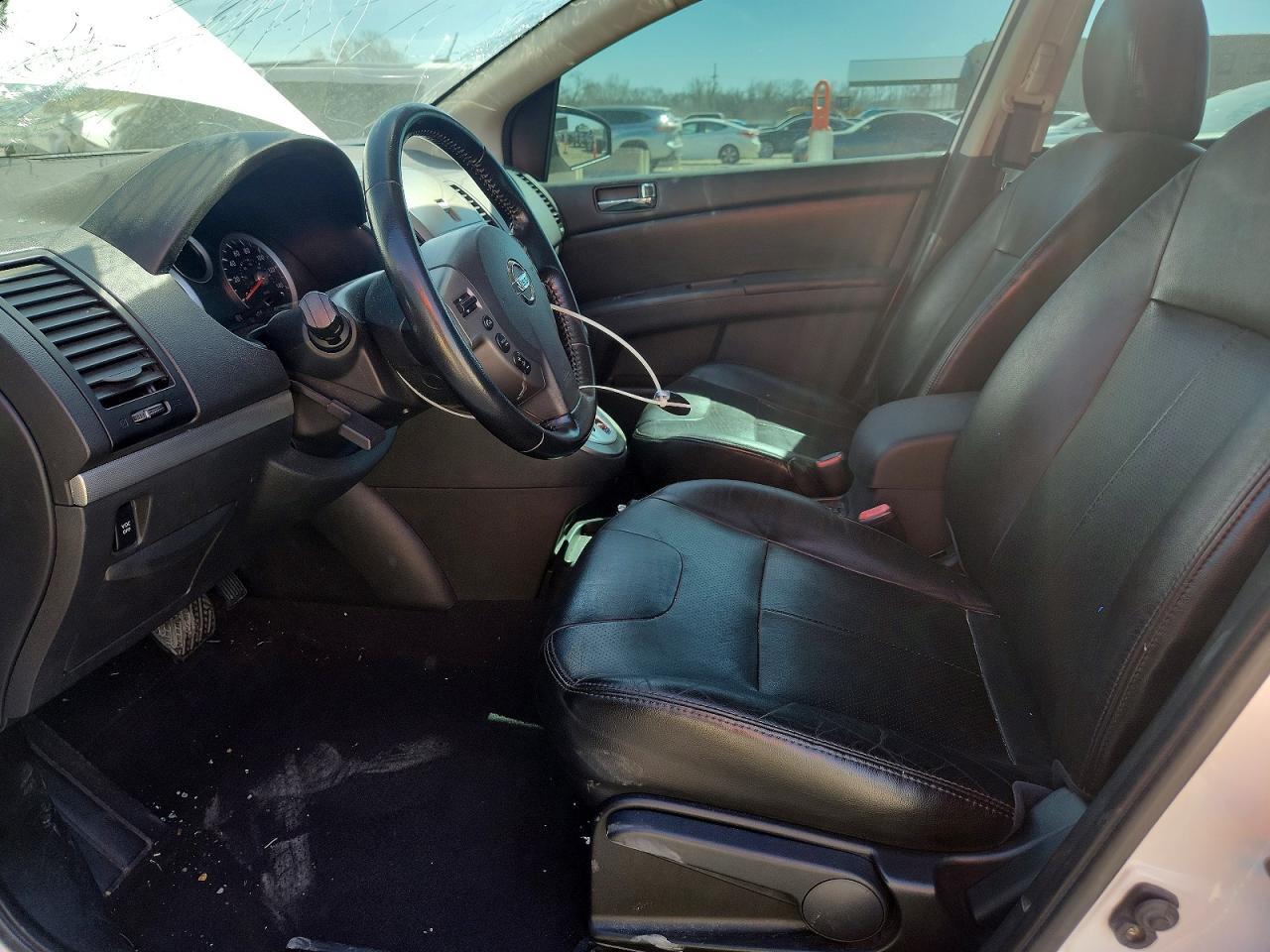 2010 Nissan Sentra 2.0 - Фото 7