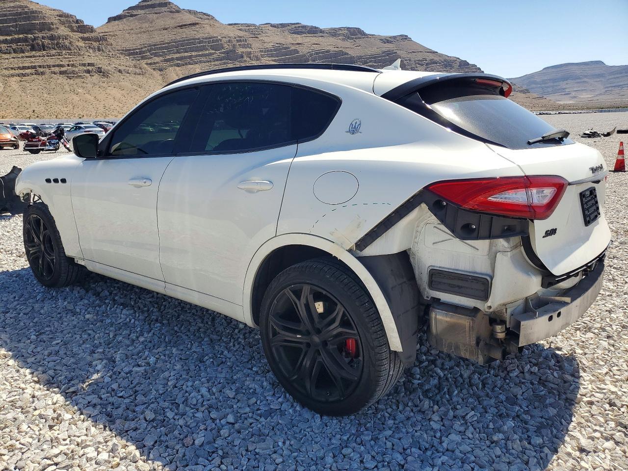 2019 Maserati Levante S - Фото 2