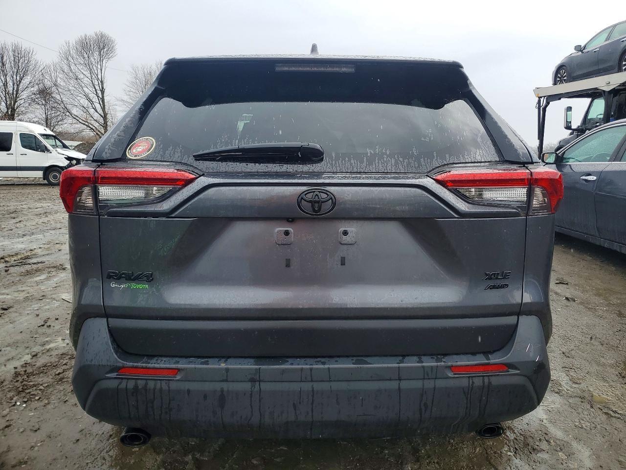 2023 Toyota Rav4 Xle - Image 6