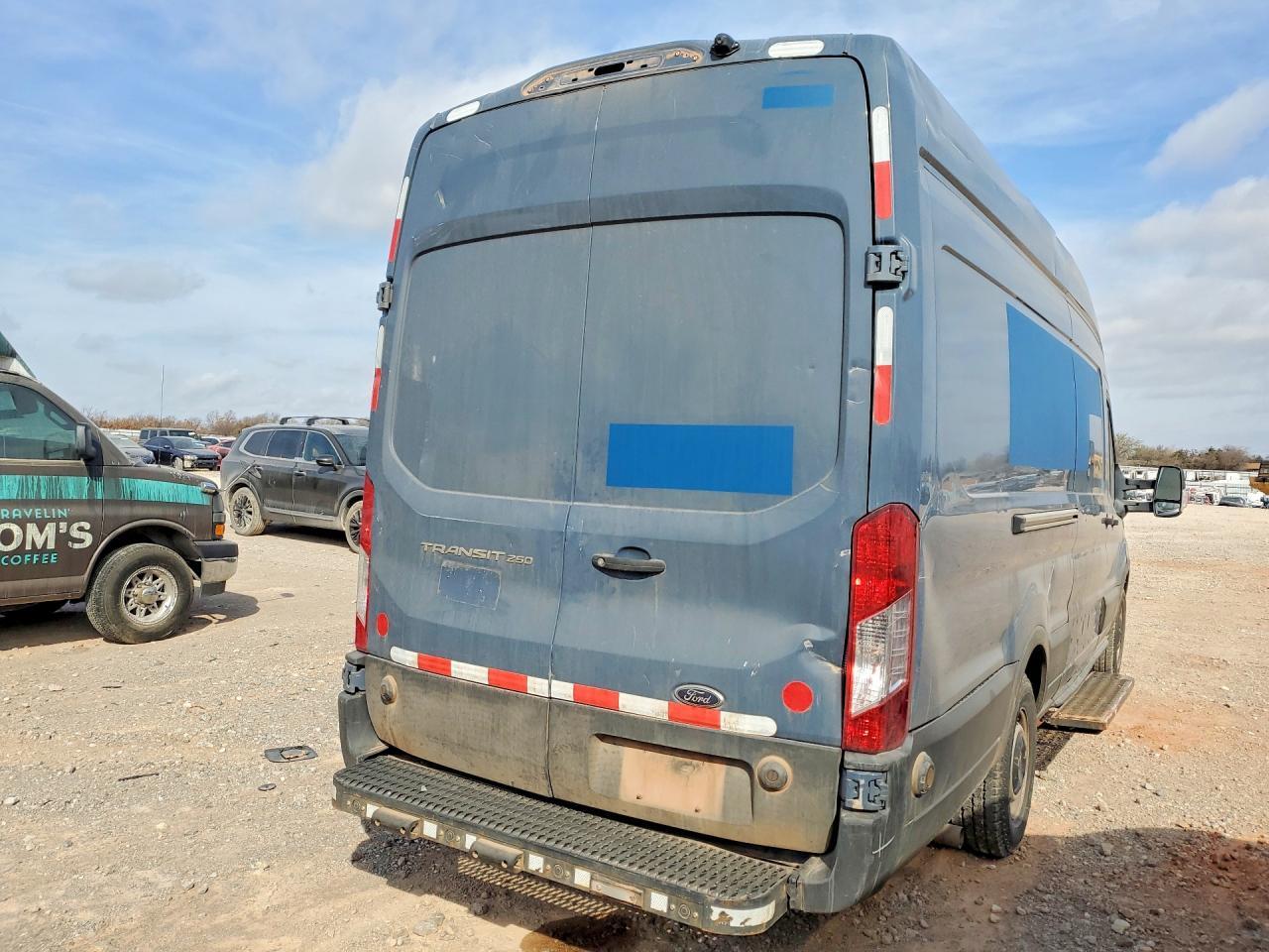 2021 Ford Transit T-250 Cargo - R & D - Pri Fleet - Фото 3