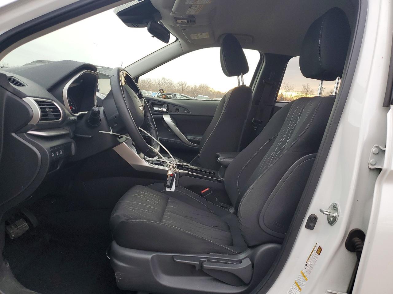 2020 Mitsubishi Eclipse Cross Se - Фото 7