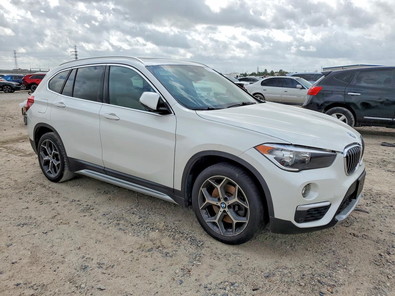 2019 BMW X1 Sdrive28I - Фото 4