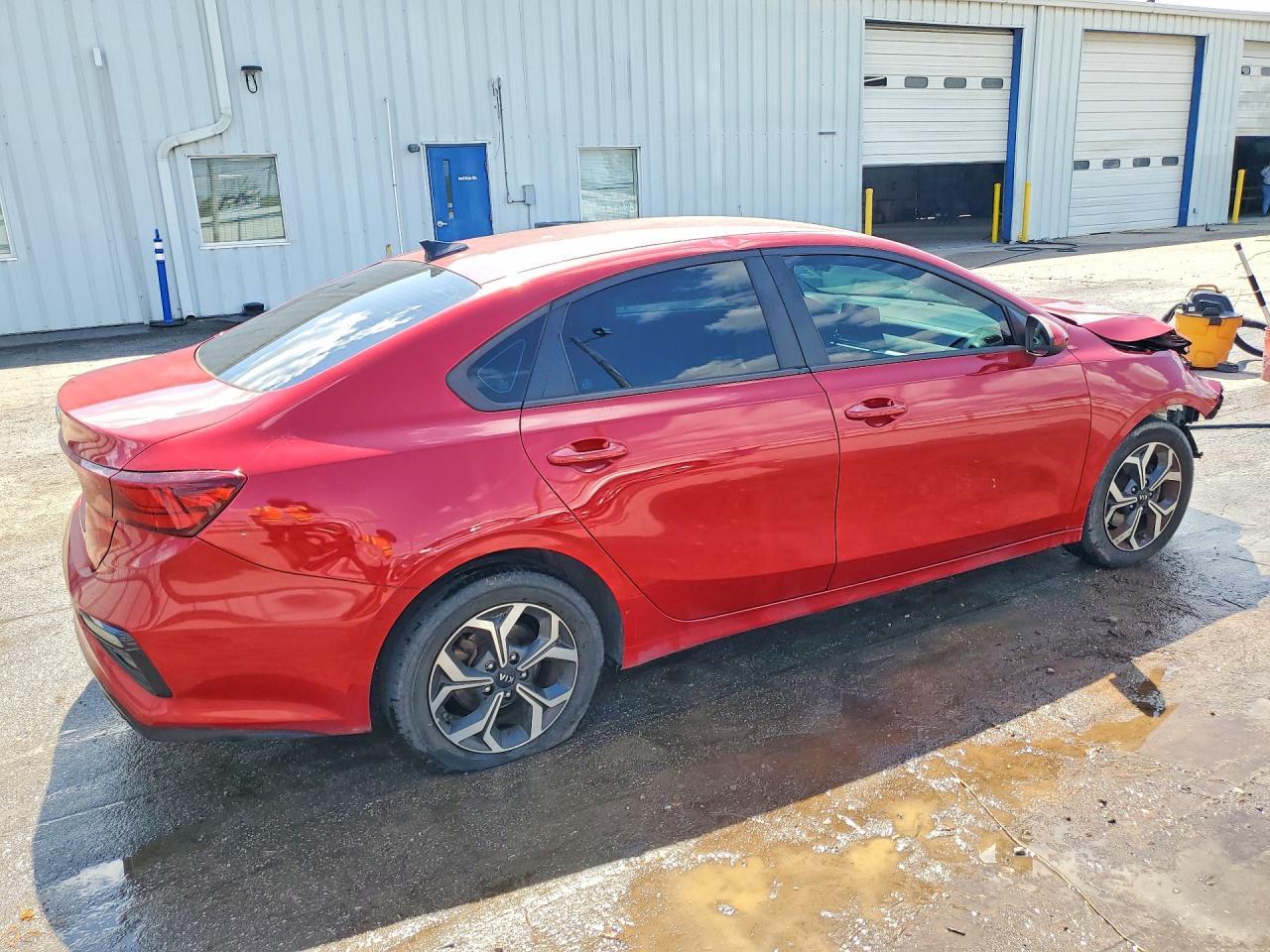2019 Kia Forte Lxs - Фото 3
