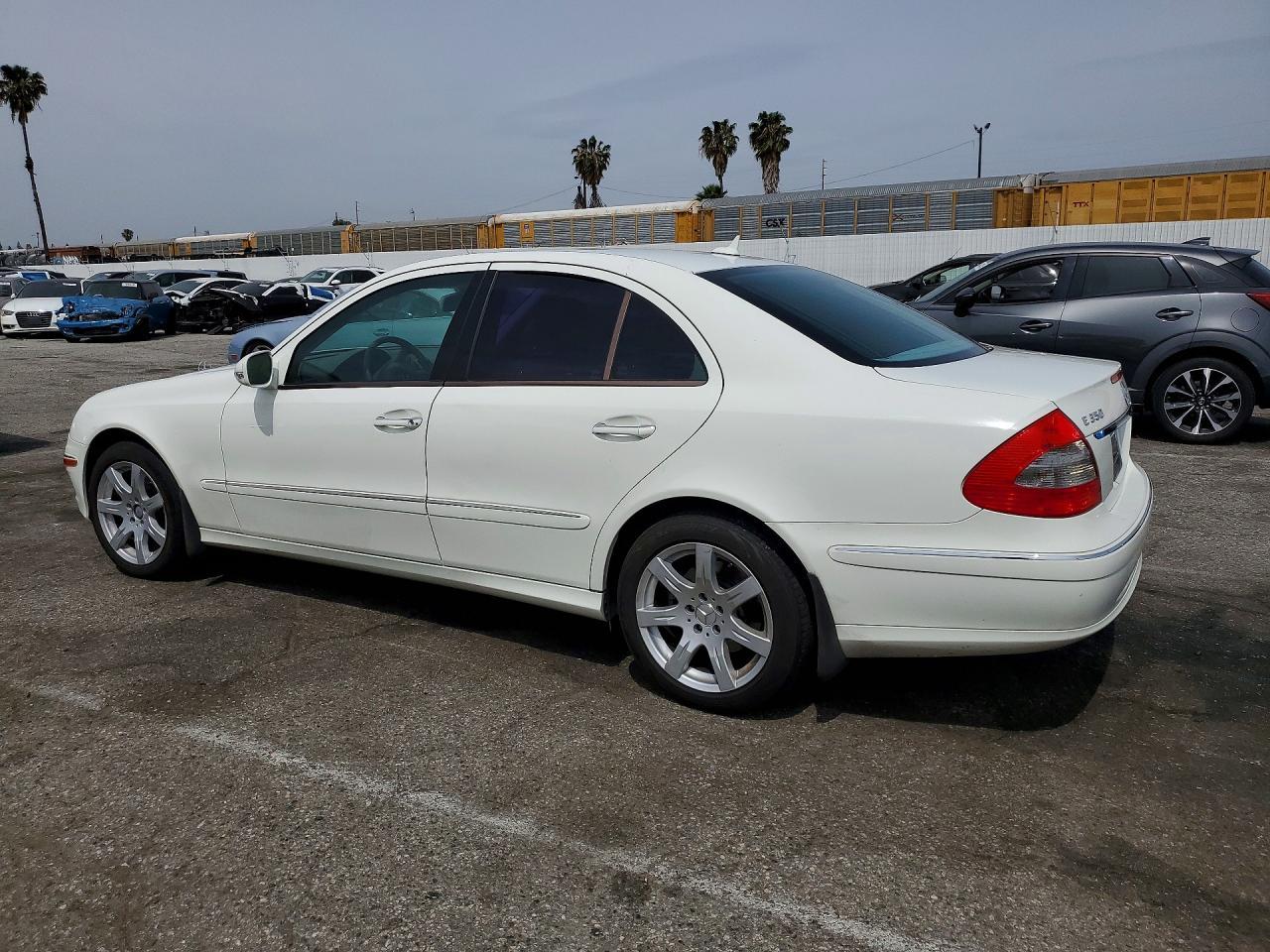 2007 Mercedes-Benz E 350 - Image 2