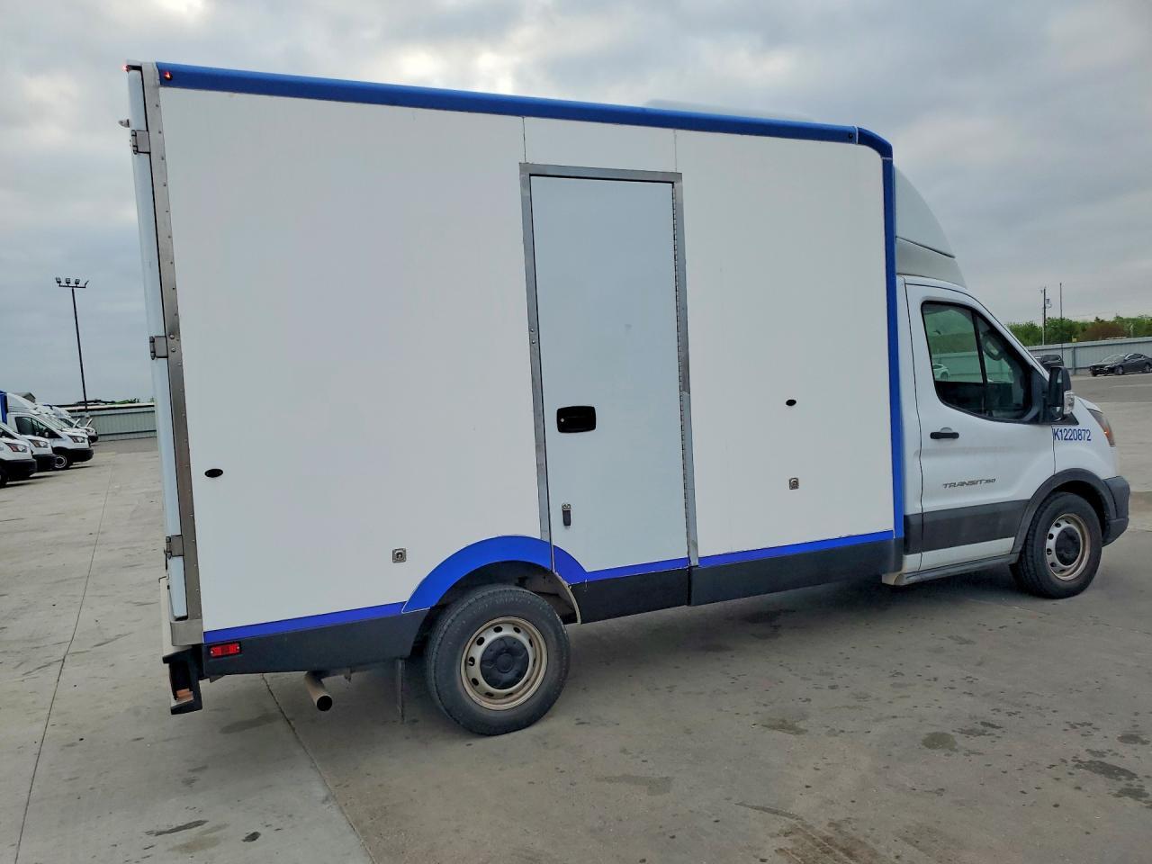 2022 Ford Transit T-350 - Фото 3