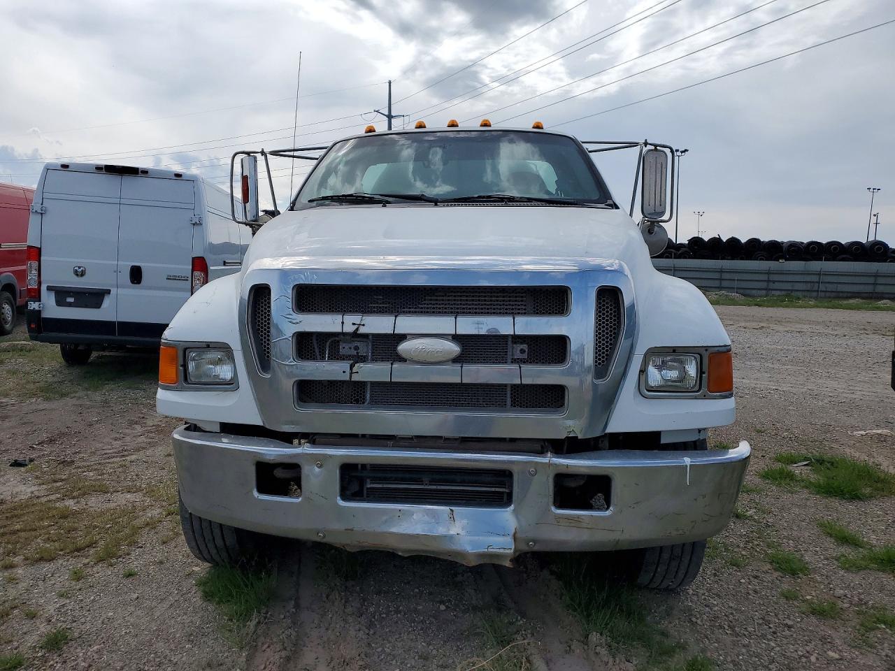 2007 Ford F750 Super Duty Tank Truck - Фото 5