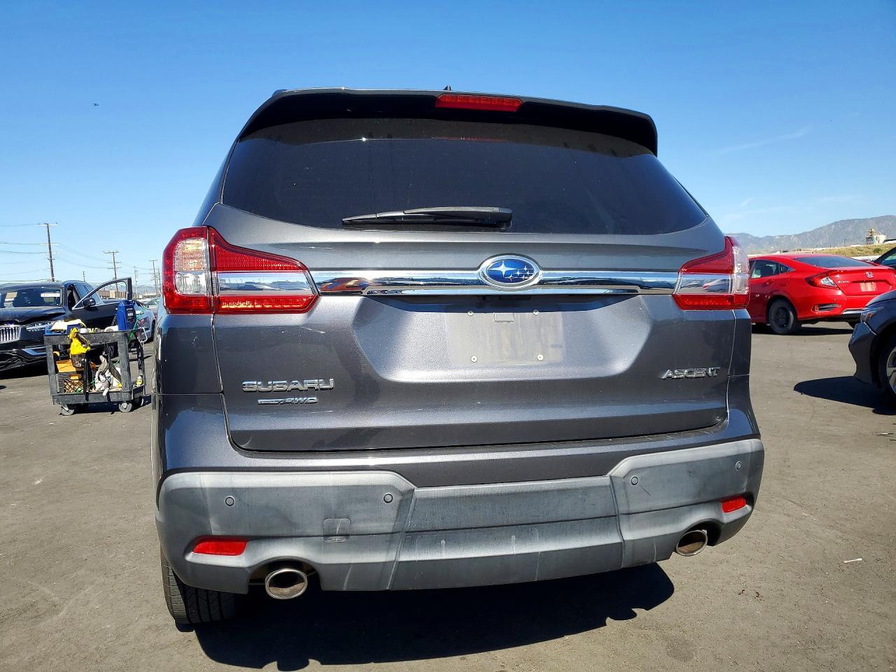 2019 Subaru Ascent Premium - Фото 6