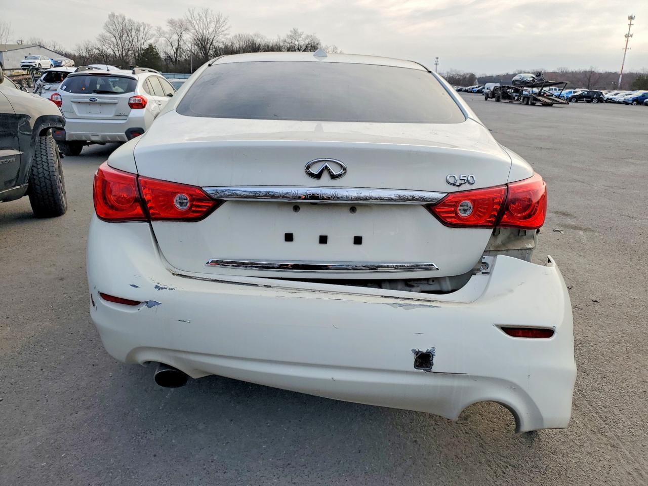 2017 Infiniti Q50 3.0T Premium - Image 6
